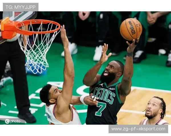 凯尔特人连续击败猛龙，怀特三分射爆篮筐